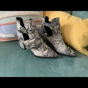 New Heeled Snakeskin Booties